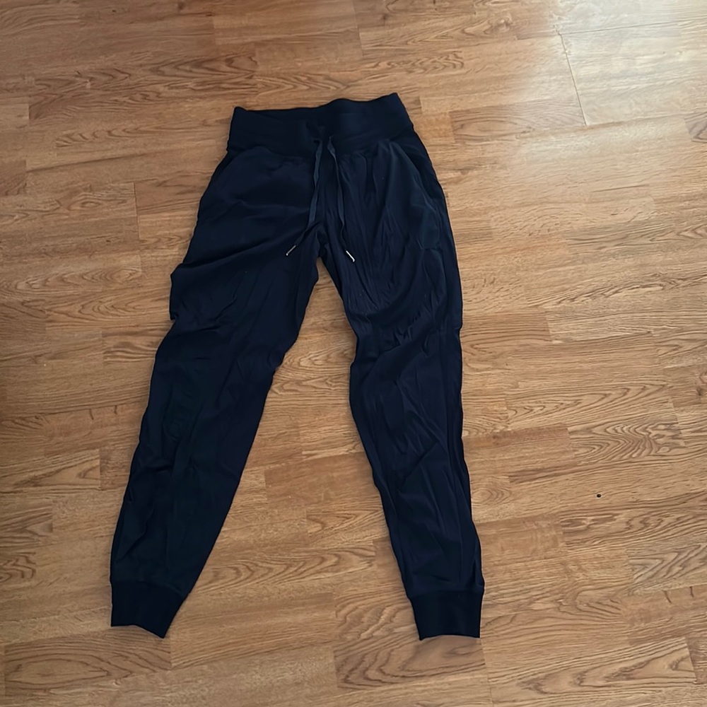 lululemon dance joggers